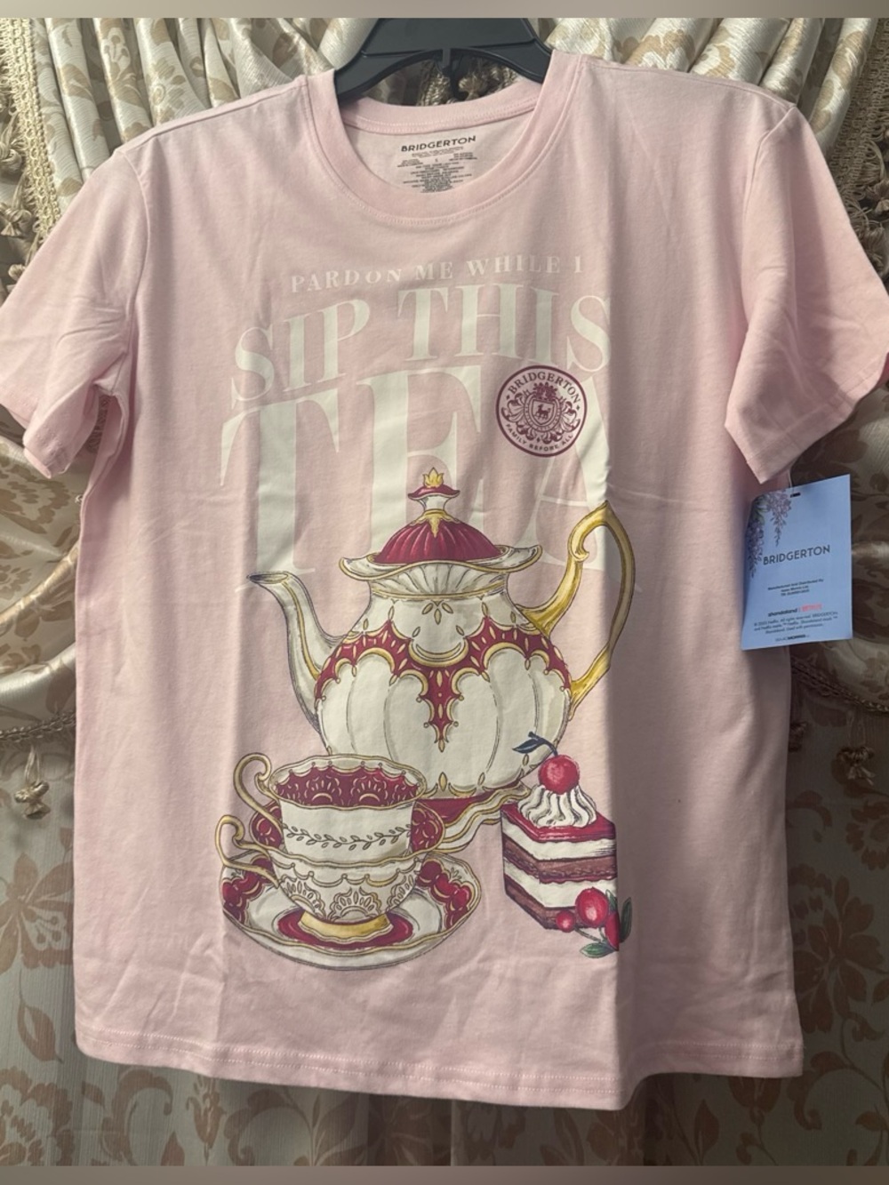 Bridgerton T-shirt Size: S